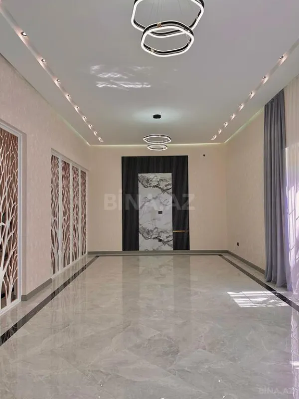 Satılır 6 otaqlı həyət evi 400 m²