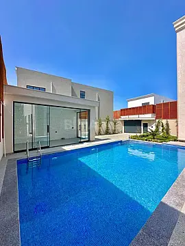 Satılır 6 otaqlı həyət evi 400 m²