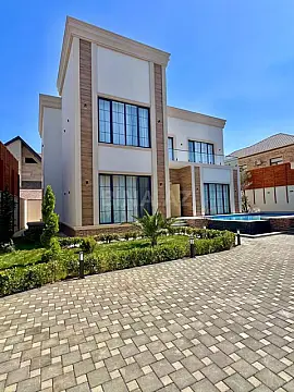 Satılır 6 otaqlı həyət evi 400 m²