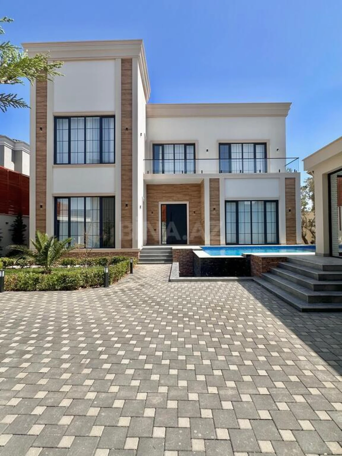 Satılır 6 otaqlı həyət evi 400 m²