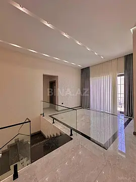 Satılır 6 otaqlı həyət evi 400 m²