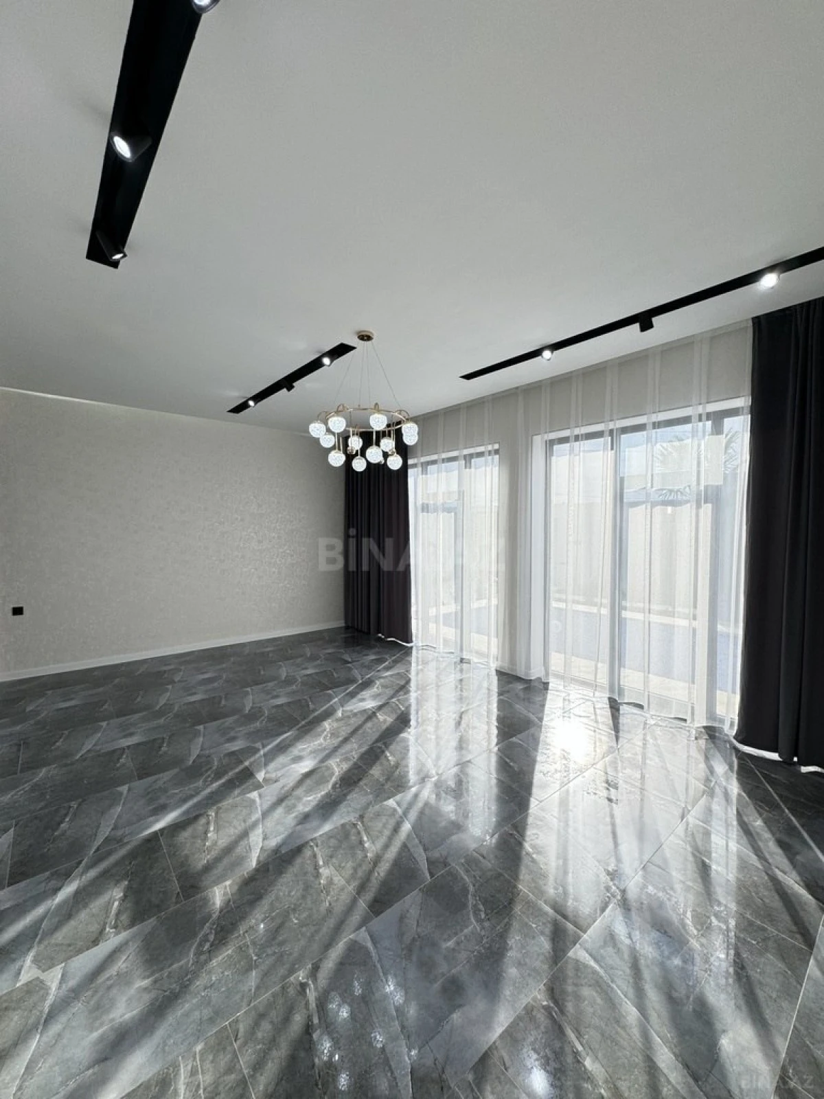 Satılır 4 otaqlı həyət evi 150 m²