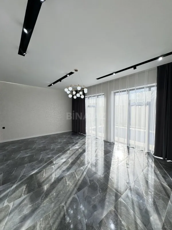 Satılır 4 otaqlı həyət evi 150 m²