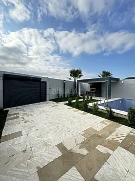 Satılır 4 otaqlı həyət evi 150 m²