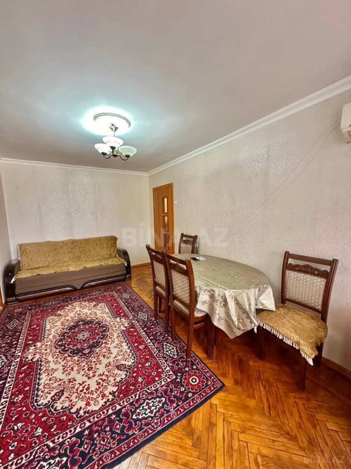 Kirayə verilir 2 otaqlı mənzil 55 m²