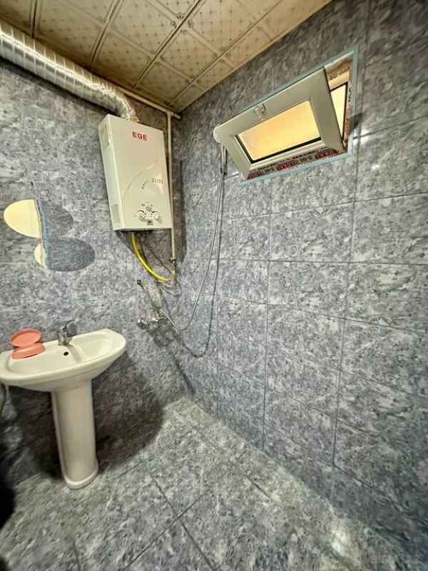 Kirayə verilir 2 otaqlı mənzil 55 m²