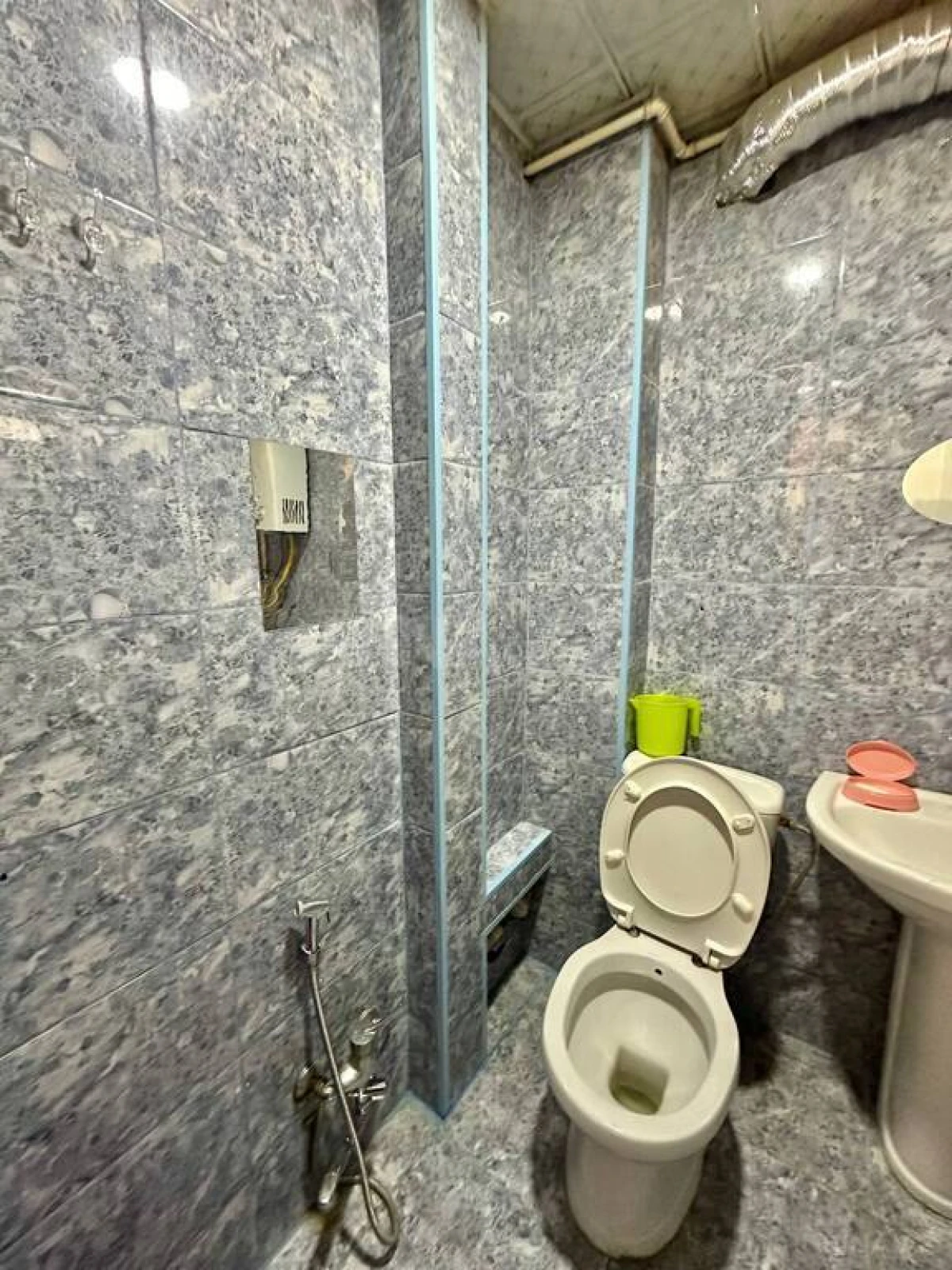 Kirayə verilir 2 otaqlı mənzil 55 m²