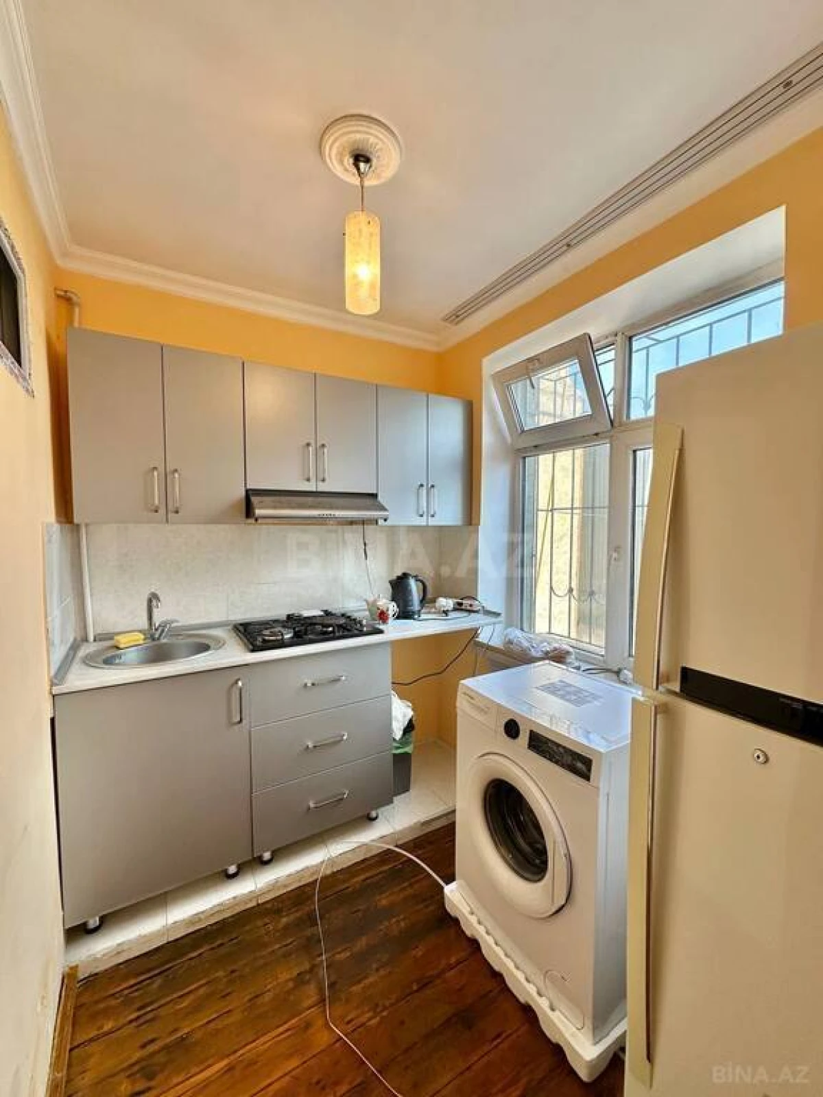 Kirayə verilir 2 otaqlı mənzil 55 m²