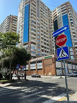 Satılır 3 otaqlı mənzil 130 m² — Bakı, Xətai 3 otaq 130.00 m²