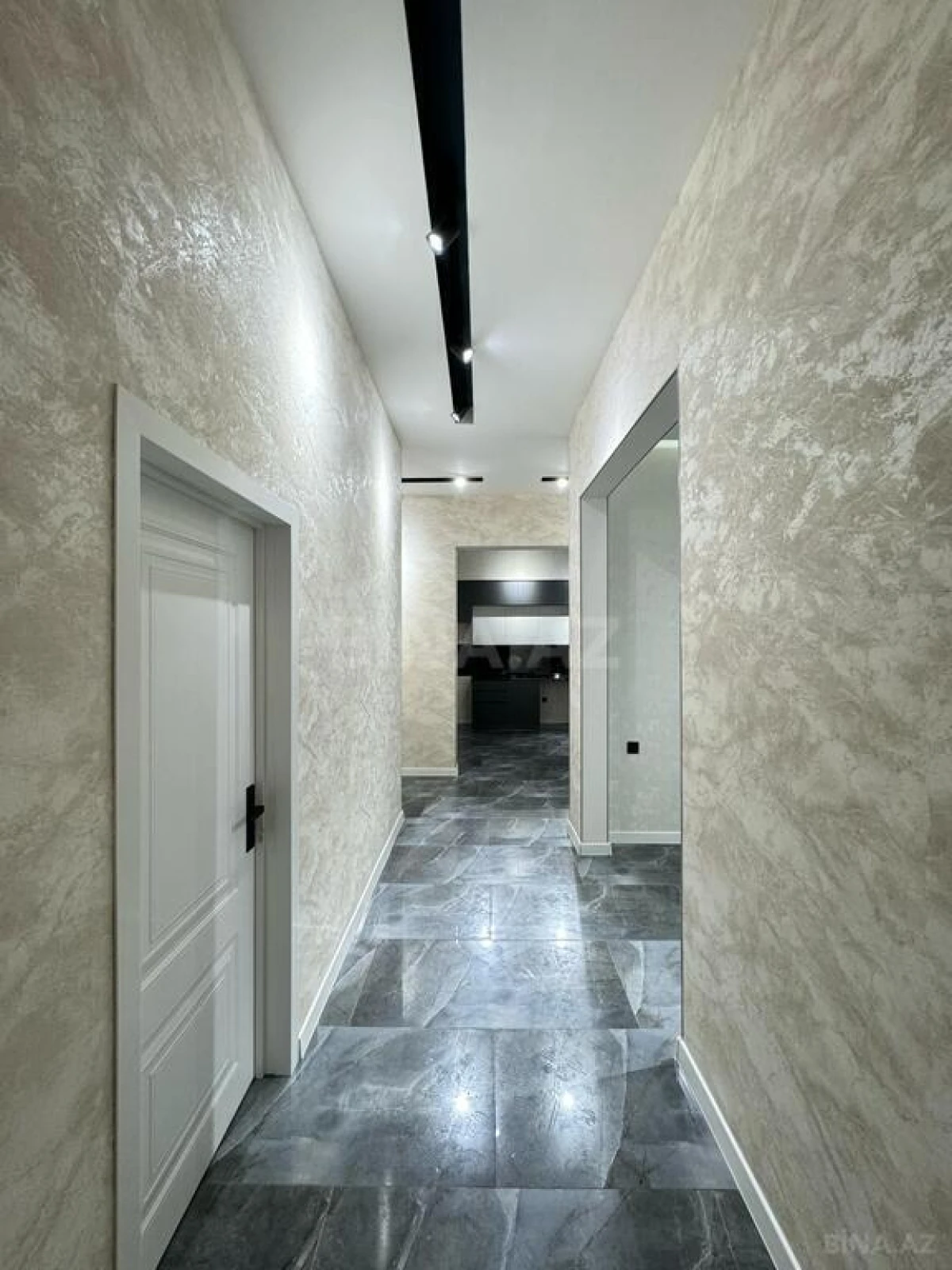 Satılır 4 otaqlı həyət evi 130 m²