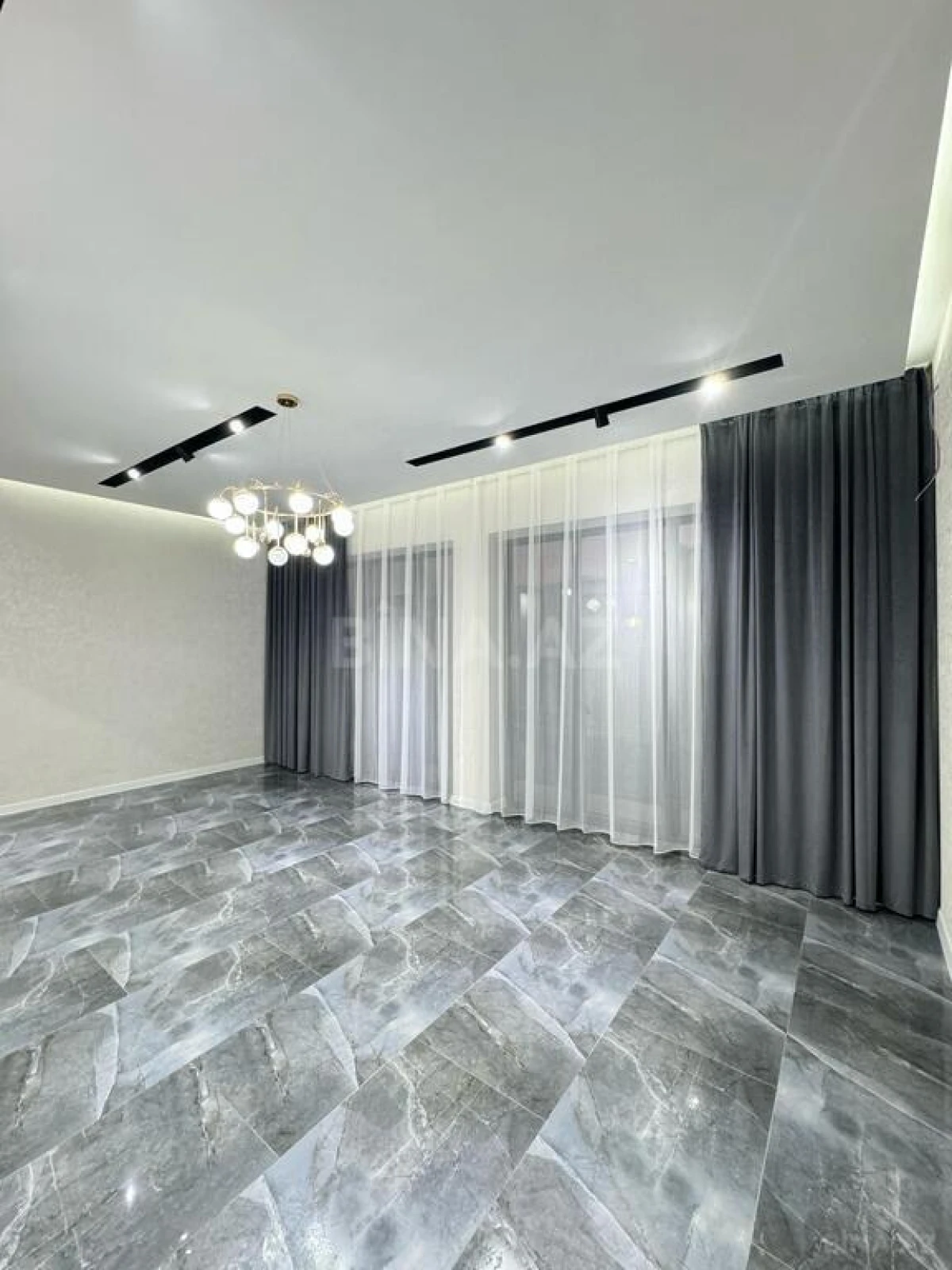 Satılır 4 otaqlı həyət evi 130 m²