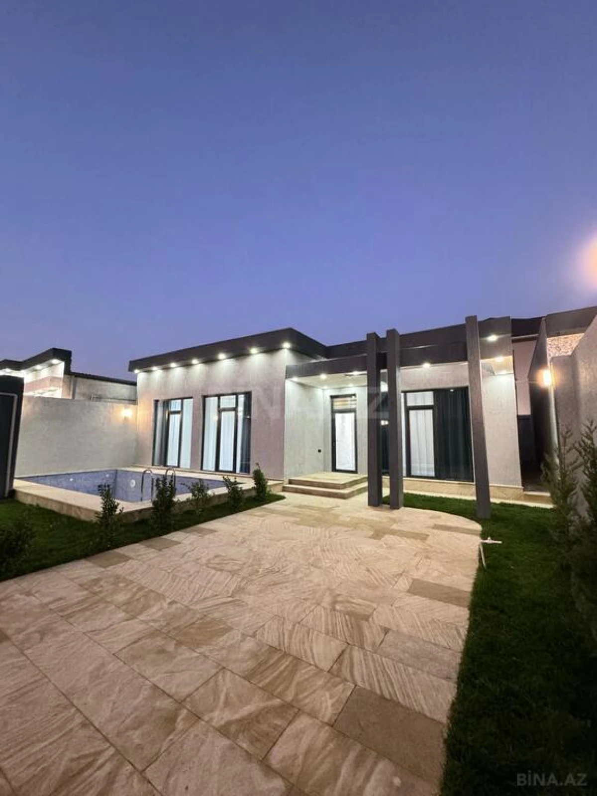 Satılır 4 otaqlı həyət evi 130 m²