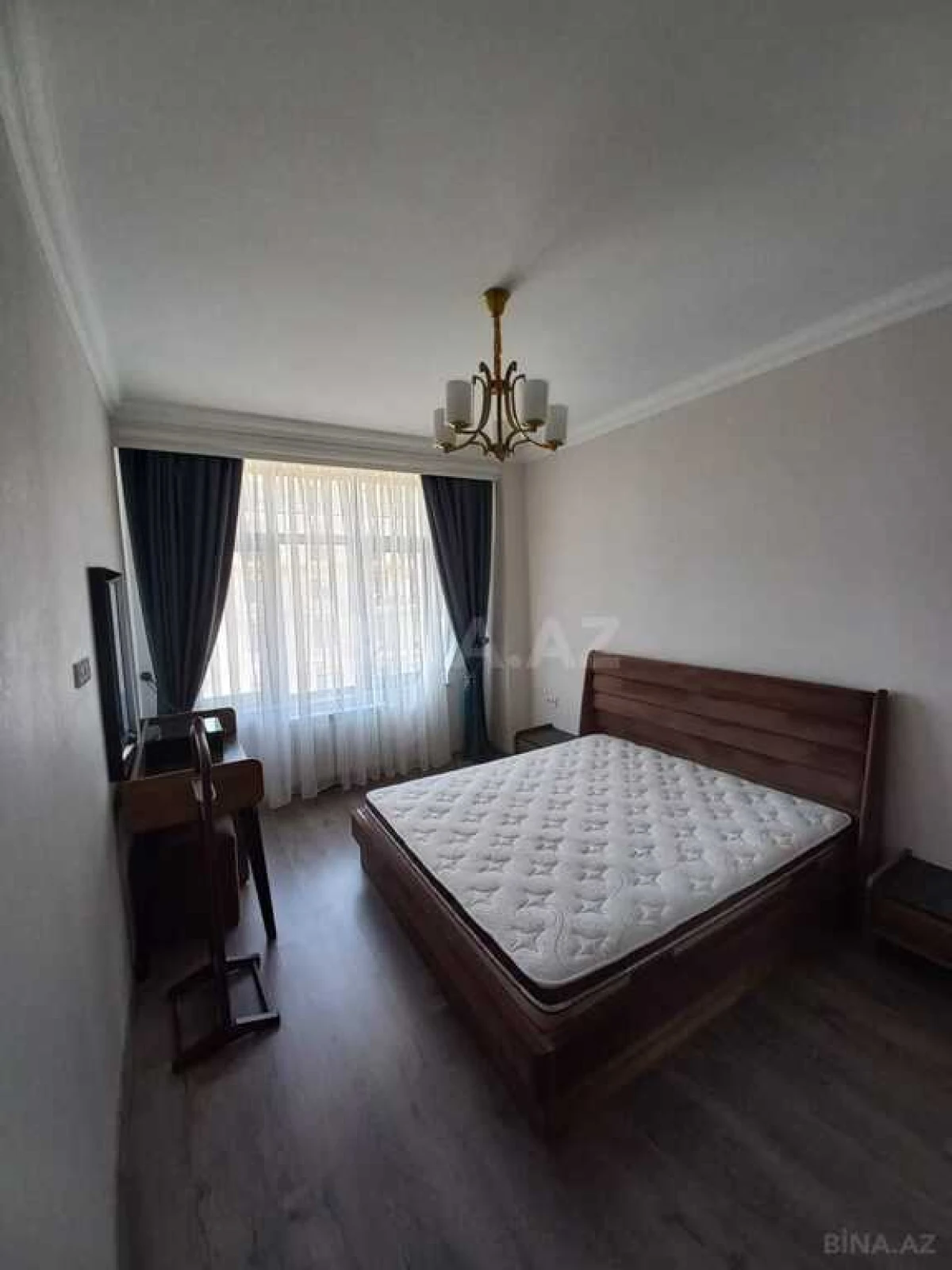 Kirayə verilir 3 otaqlı mənzil 130 m²