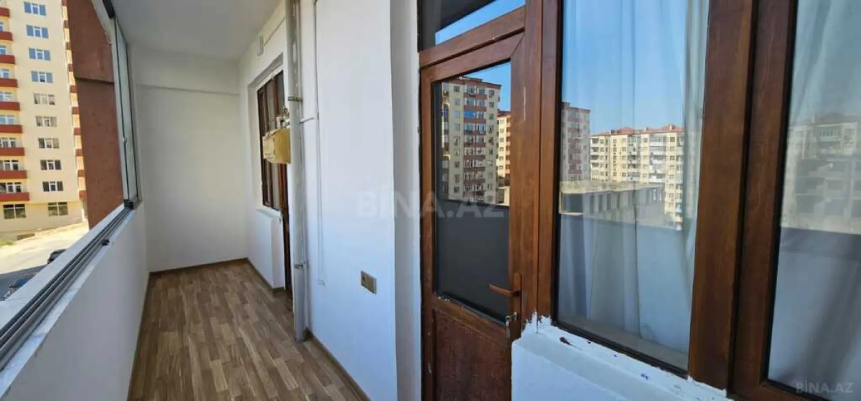 Satılır 3 otaqlı mənzil 110 m²