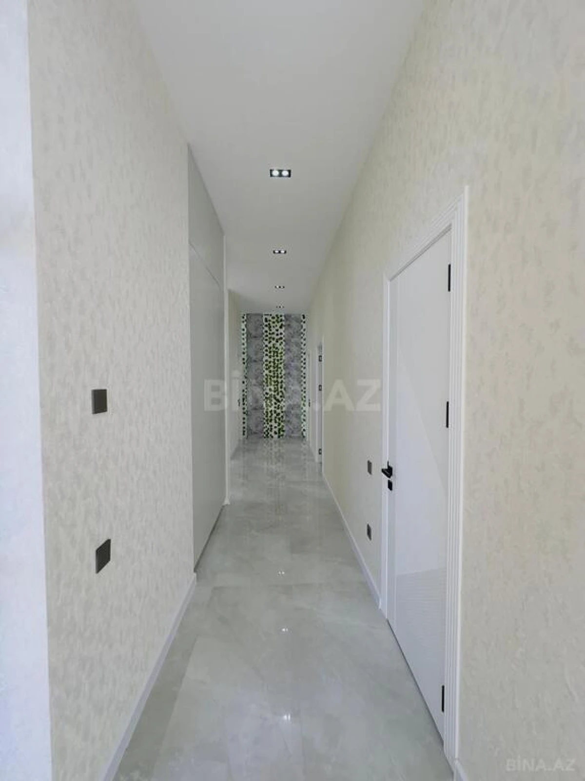 Satılır 4 otaqlı həyət evi 142 m²