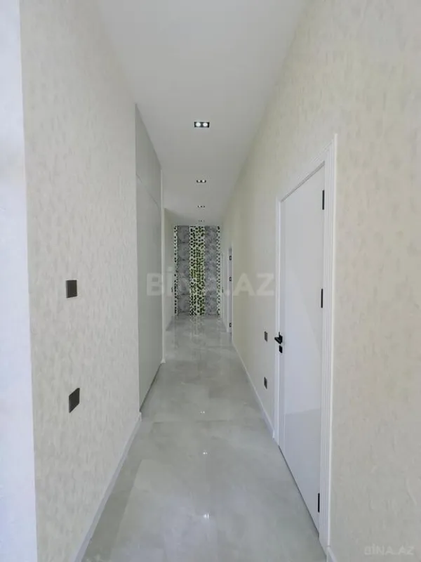 Satılır 4 otaqlı həyət evi 142 m²