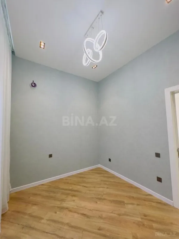 Satılır 4 otaqlı həyət evi 142 m²