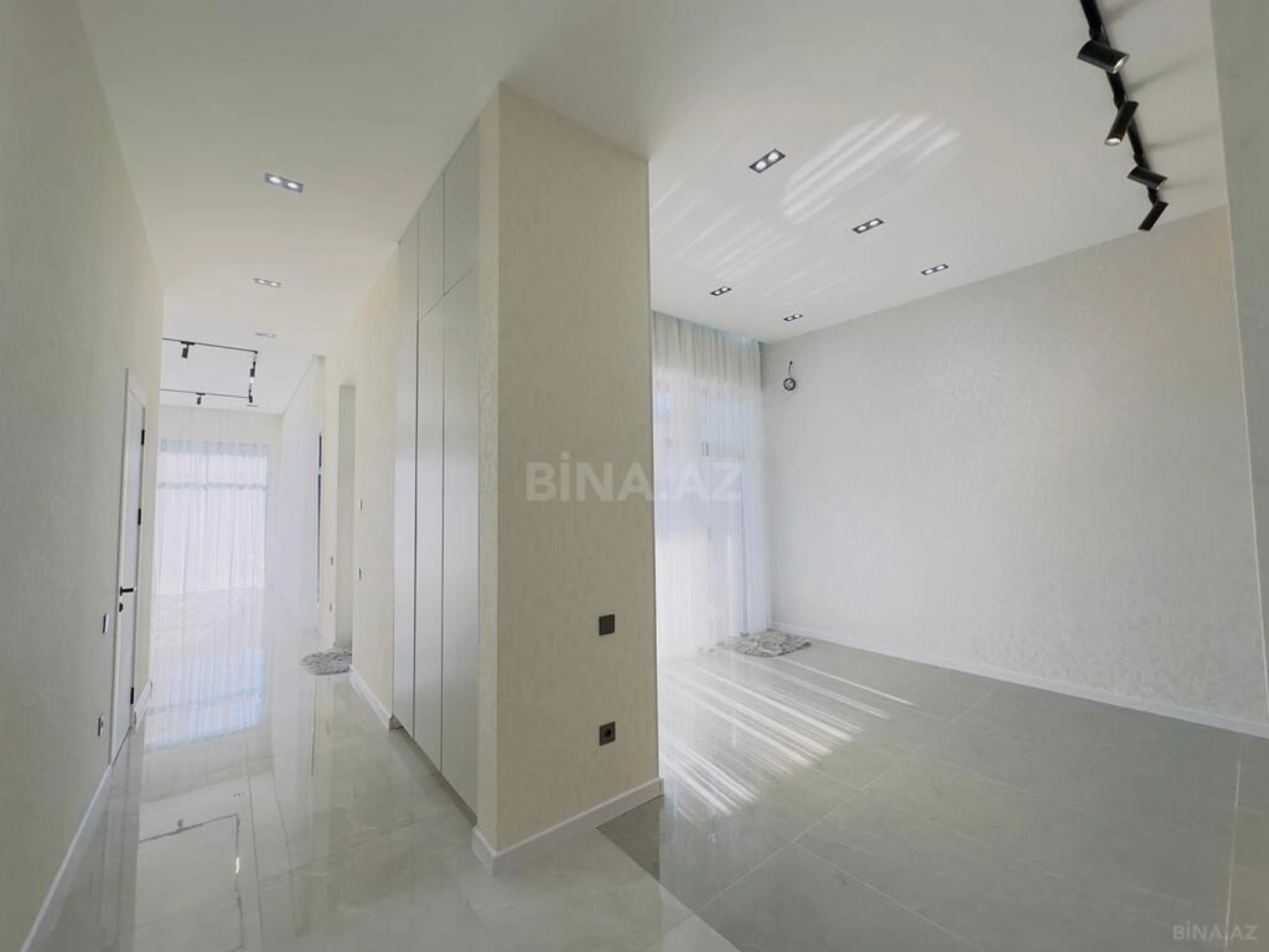 Satılır 4 otaqlı həyət evi 142 m²