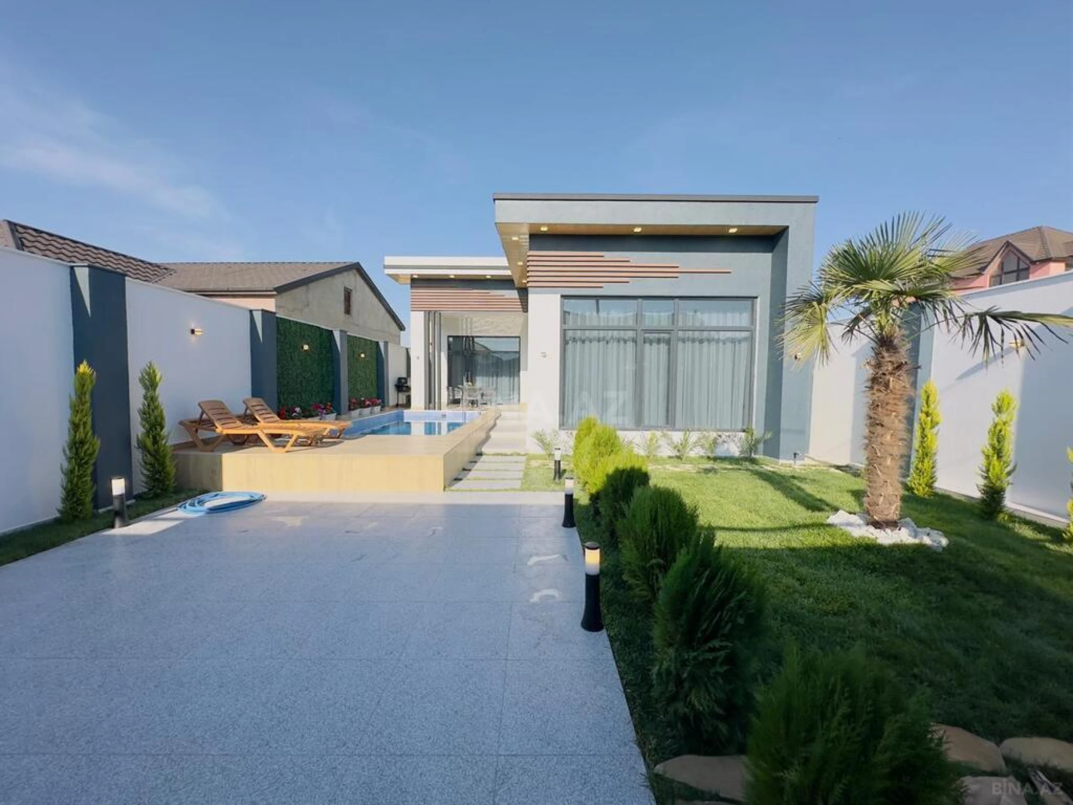 Satılır 4 otaqlı həyət evi 142 m²