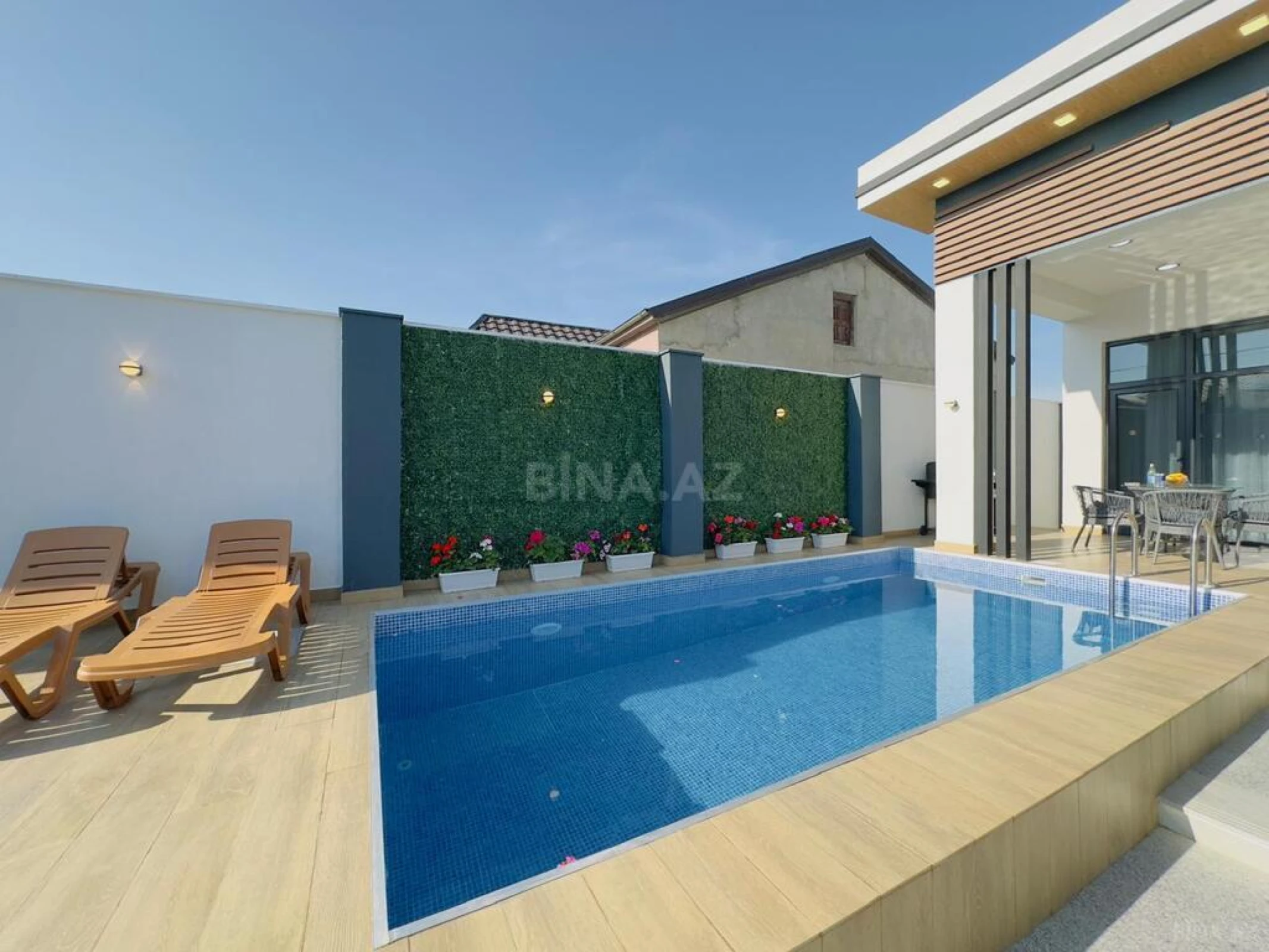 Satılır 4 otaqlı həyət evi 142 m²