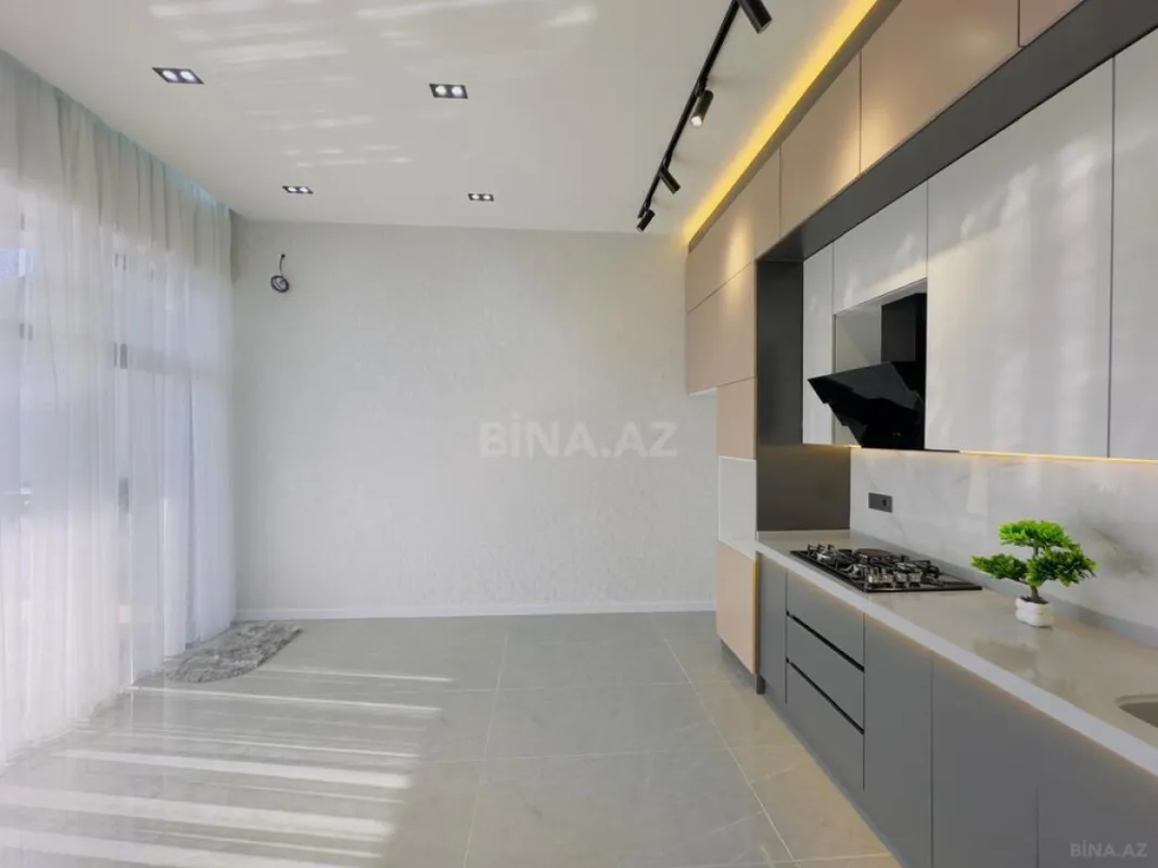 Satılır 4 otaqlı həyət evi 142 m²