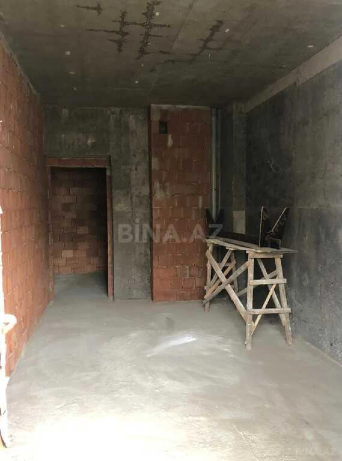 Satılır 1 otaqlı mənzil 38.5 m²