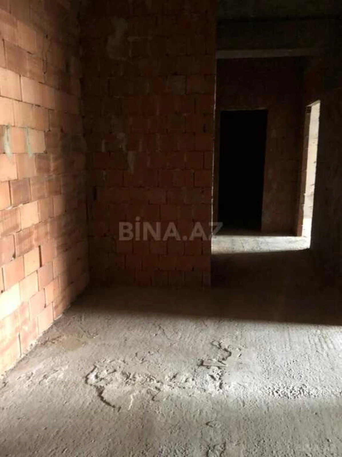 Satılır 1 otaqlı mənzil 38.5 m²