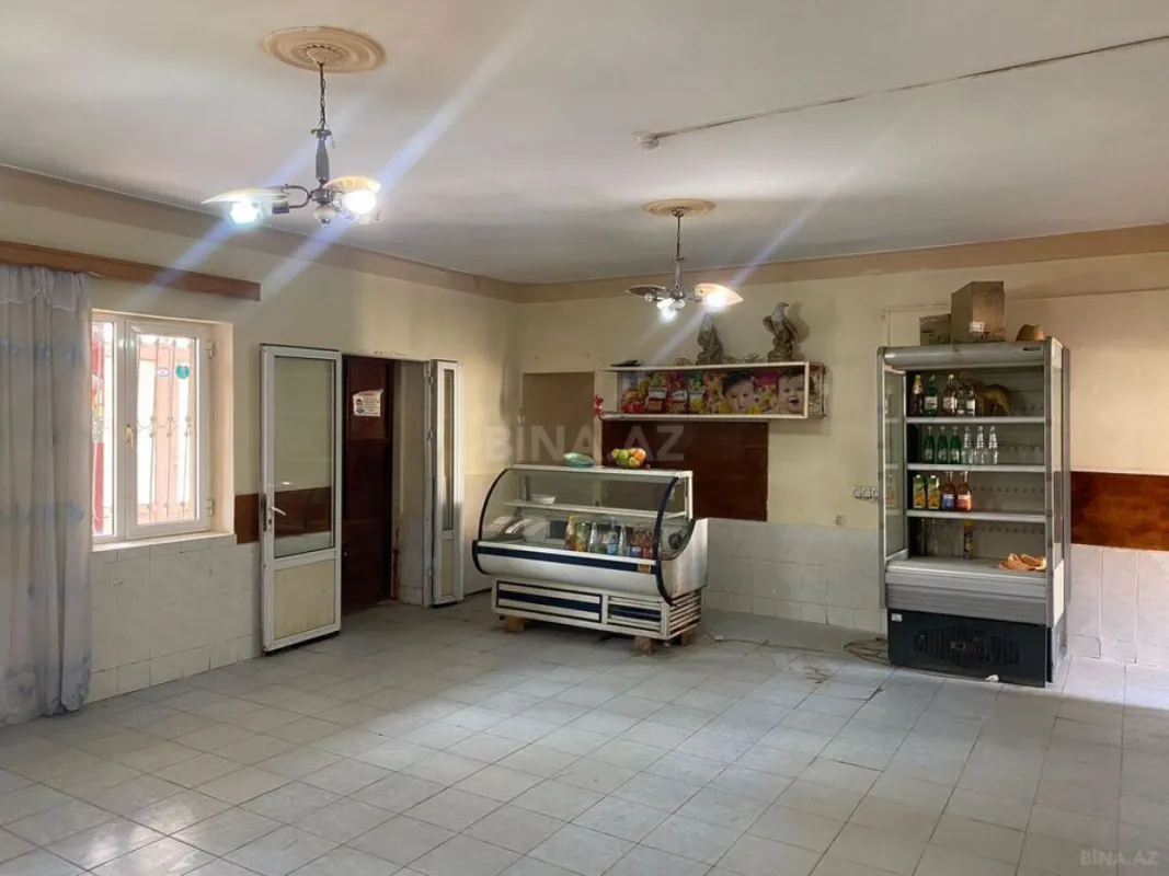 Satılır obyekt 2100 m²