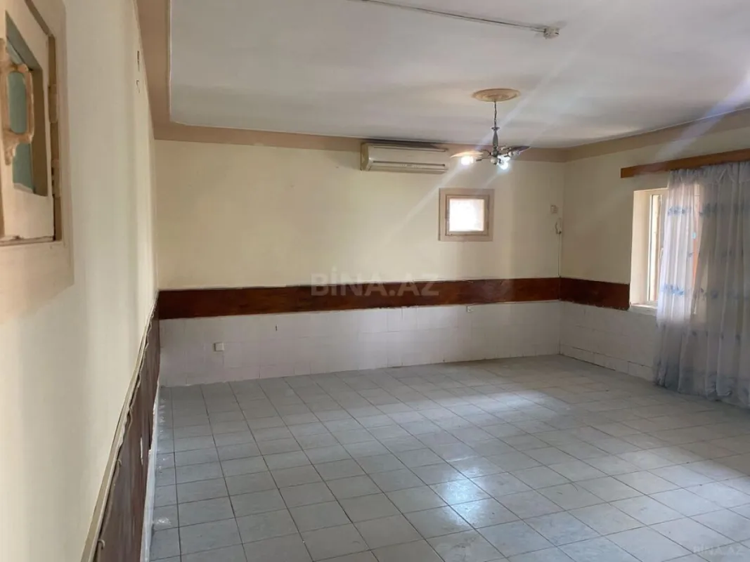 Satılır obyekt 2100 m²