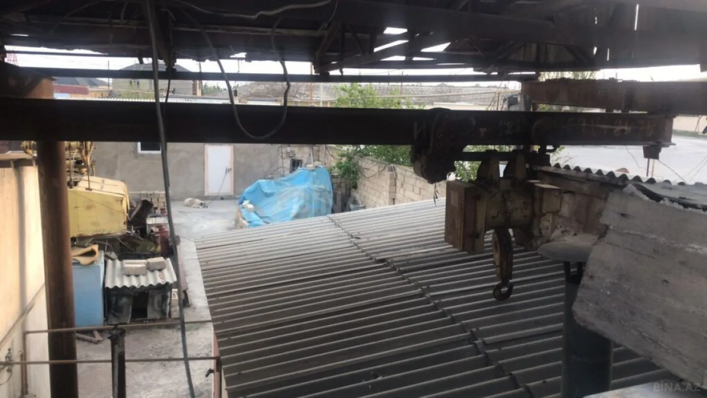 Satılır obyekt 2100 m²