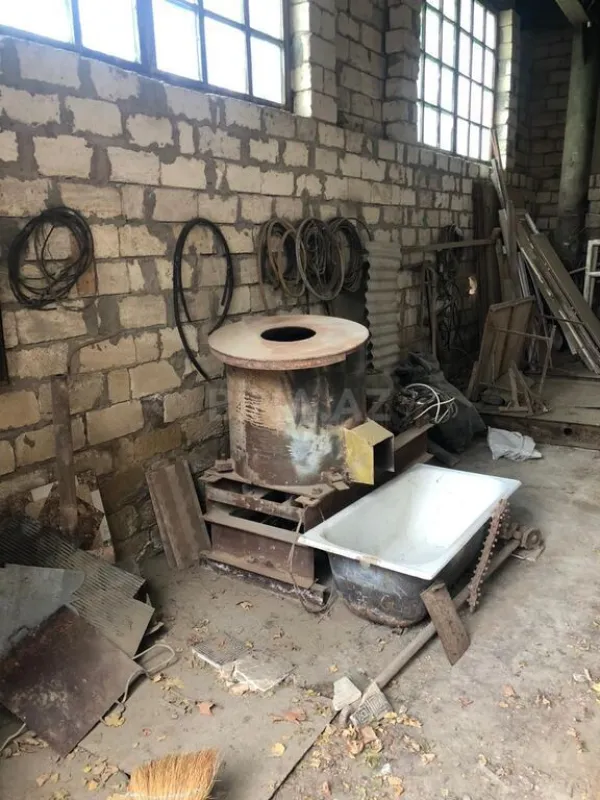 Satılır obyekt 2100 m²