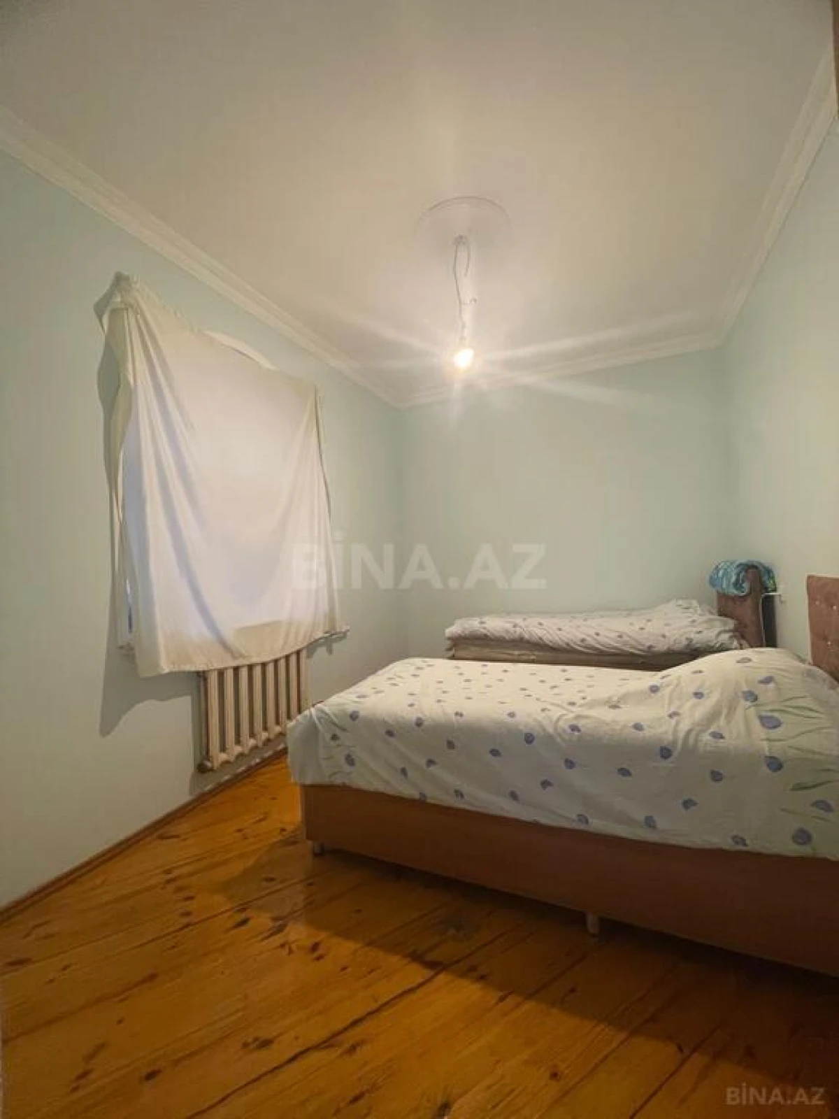 Satılır 7 otaqlı həyət evi 350 m²