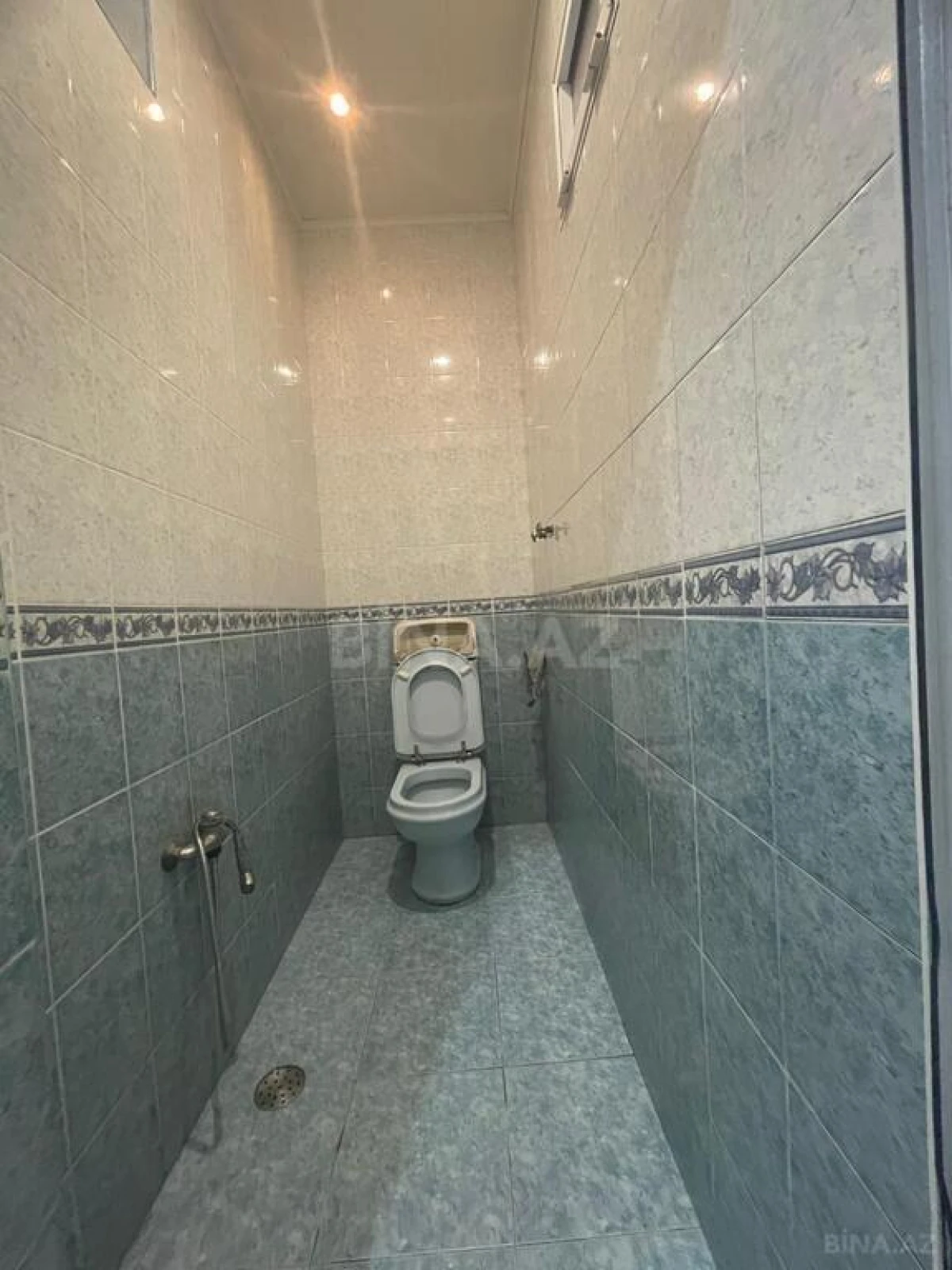 Satılır 7 otaqlı həyət evi 350 m²