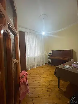 Satılır 7 otaqlı həyət evi 350 m²