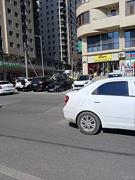 Satılır obyekt 37.5 m²