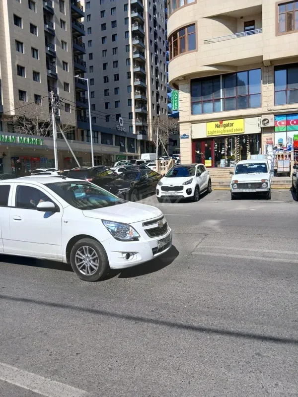 Satılır obyekt 37.5 m²