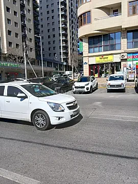 Satılır obyekt 37.5 m²
