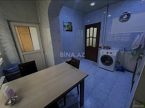 Satılır 4 otaqlı mənzil 112 m²