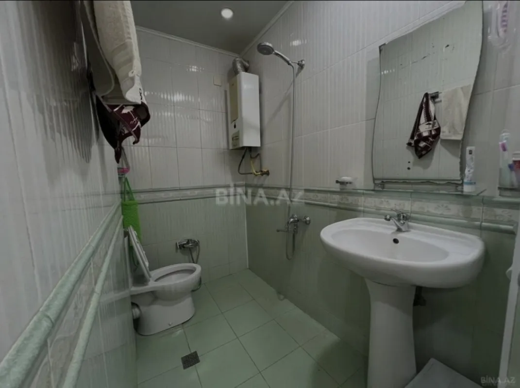 Satılır 4 otaqlı mənzil 112 m²
