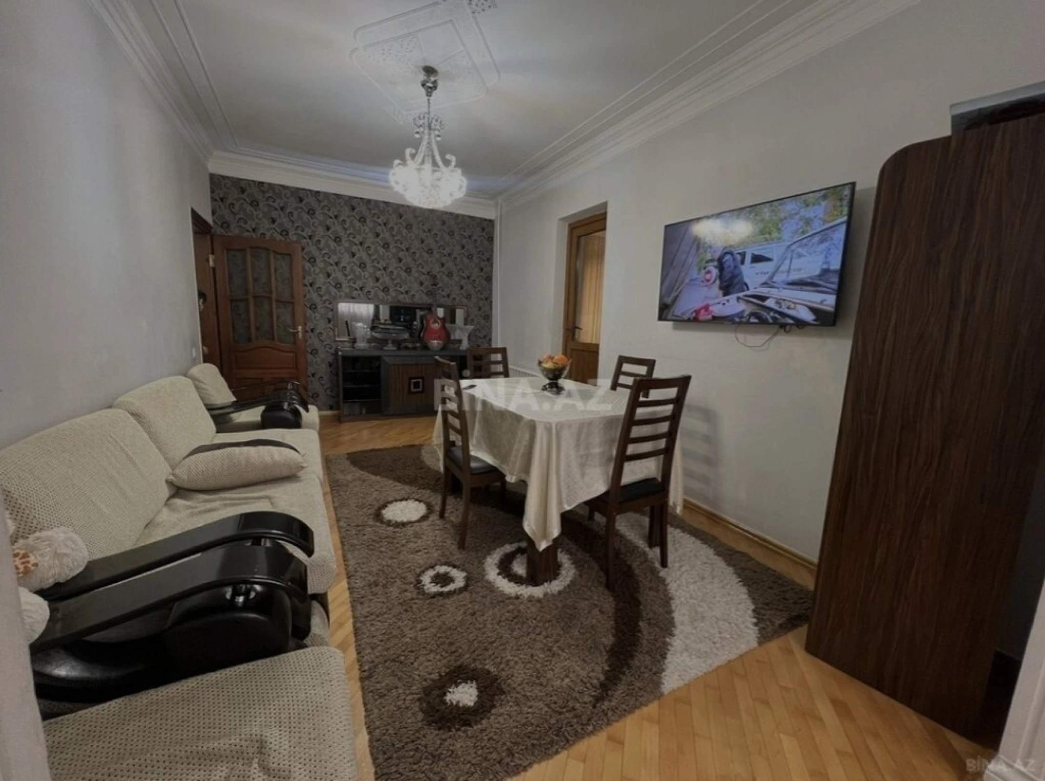 Satılır 4 otaqlı mənzil 112 m²
