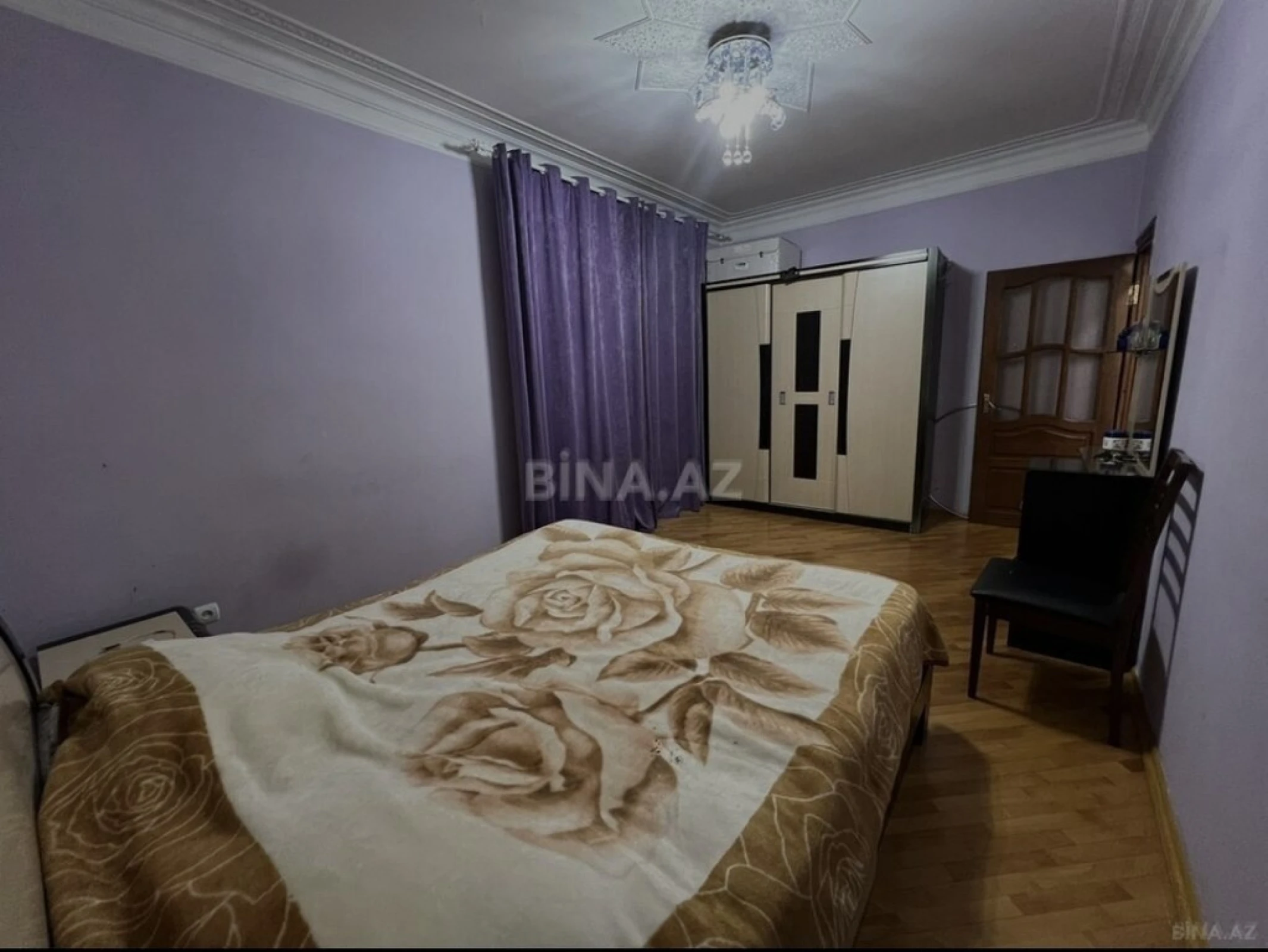Satılır 4 otaqlı mənzil 112 m²
