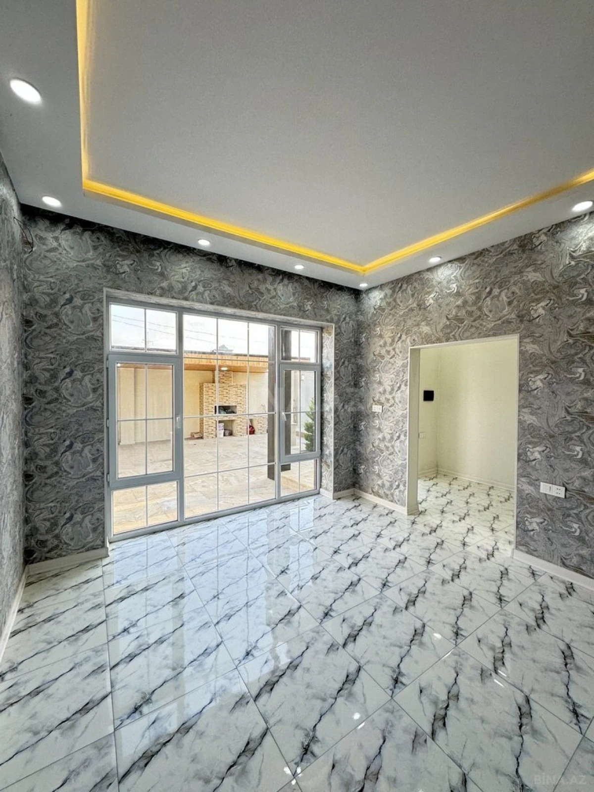Satılır 4 otaqlı həyət evi 130 m²