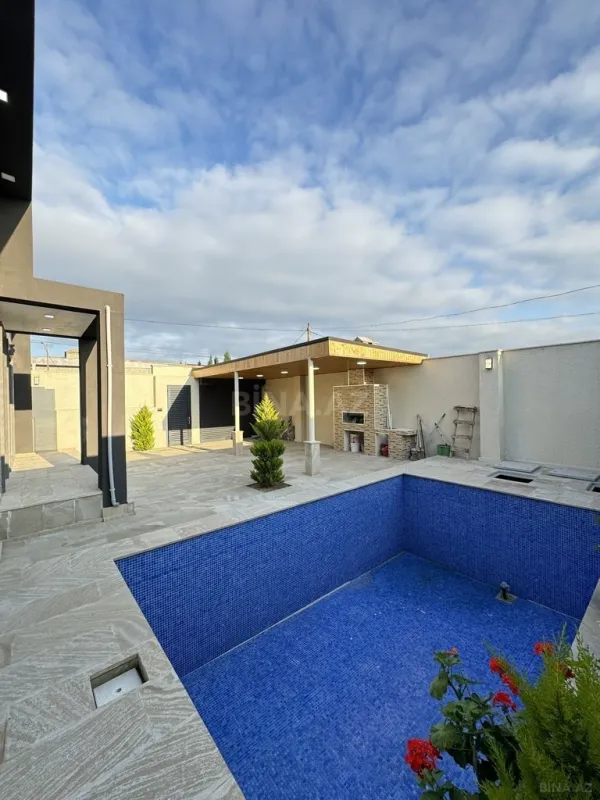 Satılır 4 otaqlı həyət evi 130 m²