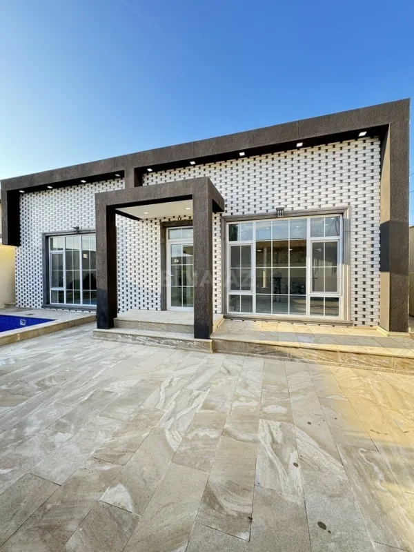 Satılır 4 otaqlı həyət evi 130 m²