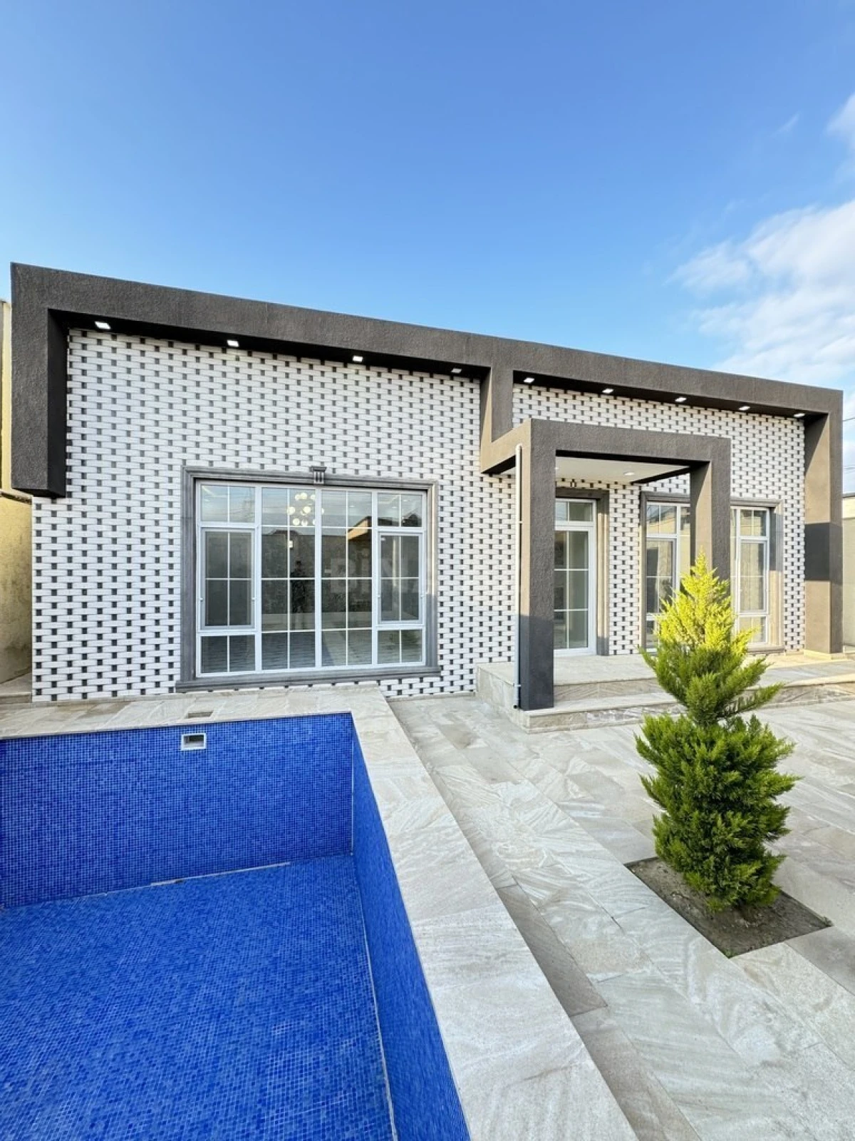 Satılır 4 otaqlı həyət evi 130 m²