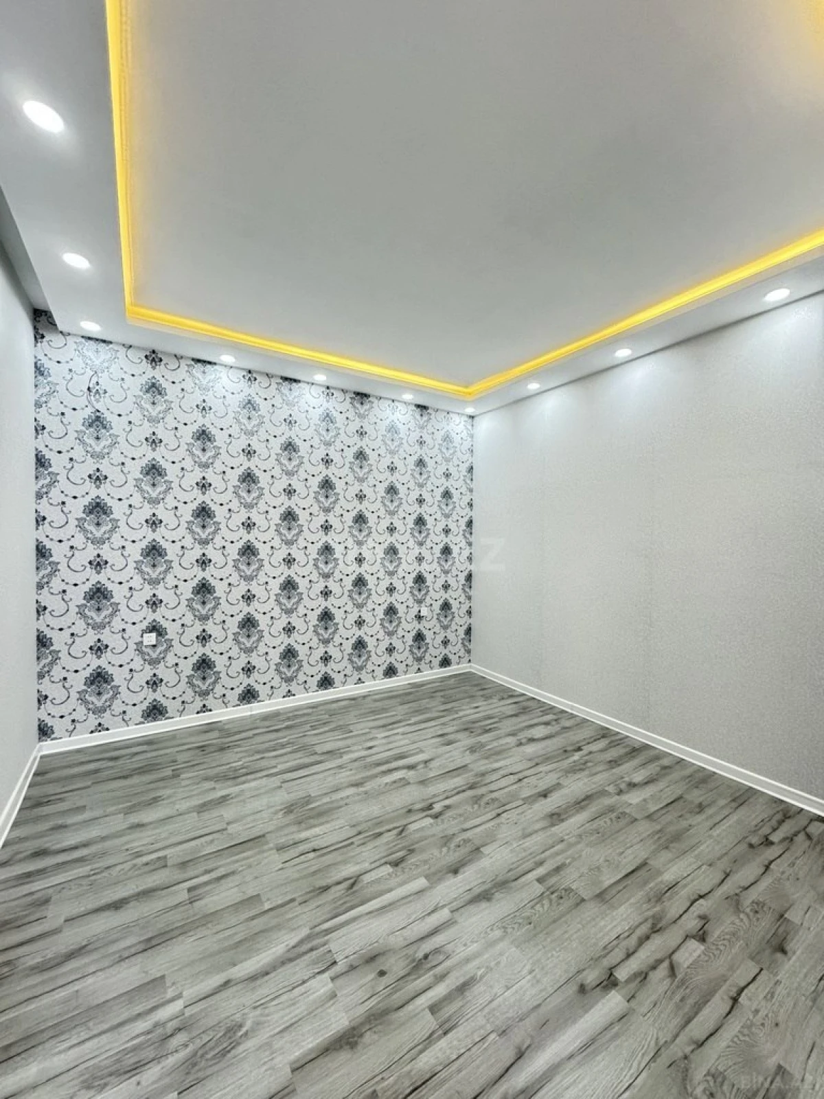 Satılır 4 otaqlı həyət evi 130 m²
