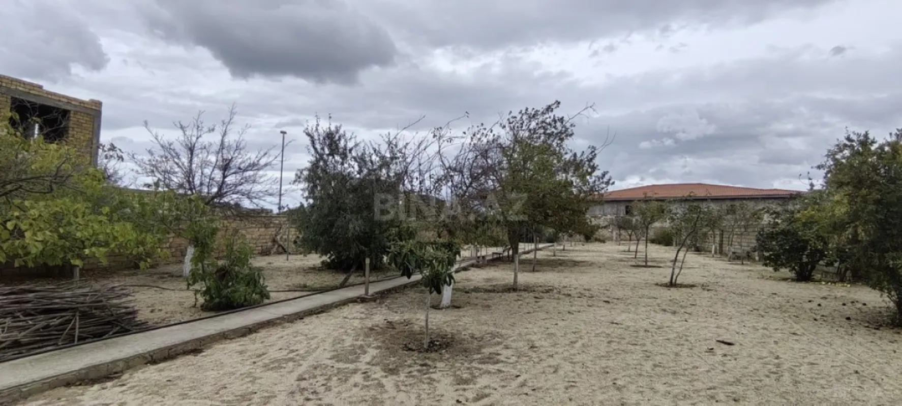 Satılır torpaq sahəsi 24 m²