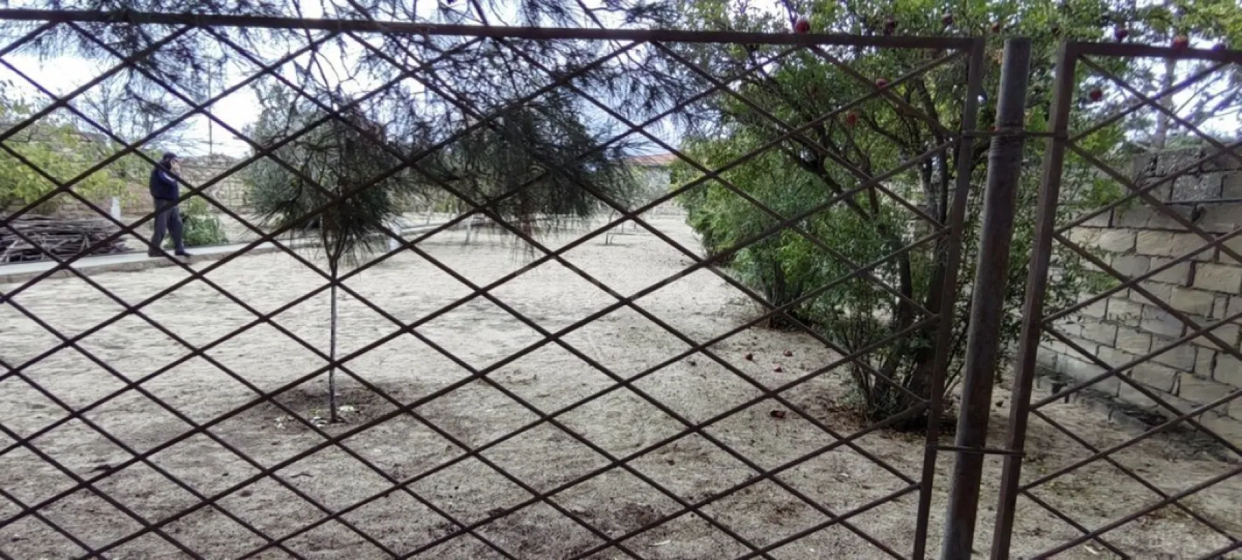 Satılır torpaq sahəsi 24 m²