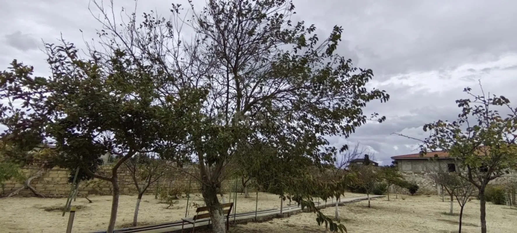 Satılır torpaq sahəsi 24 m²