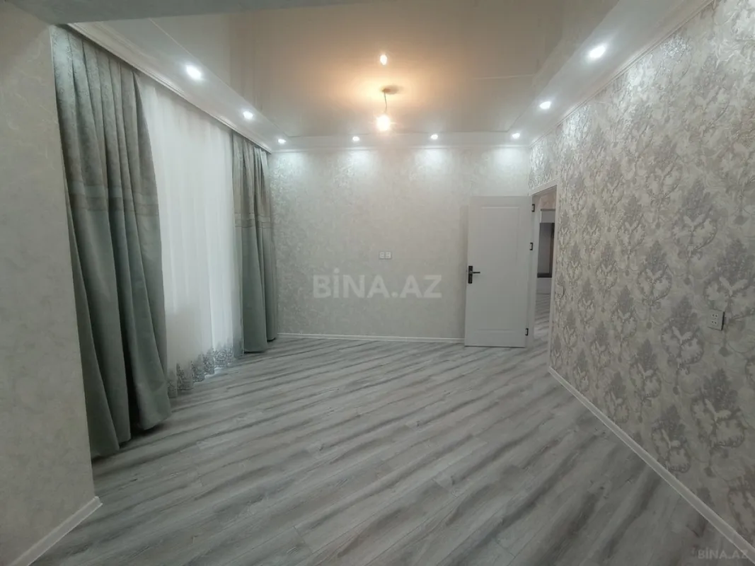 Satılır 4 otaqlı mənzil 128 m²